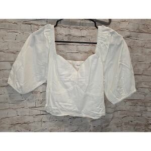 The Drop Off White Crop Top 3/4 Length Sleeve Womens Size Medium